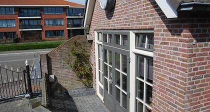 Detached holiday home in Westkapelle for 4 people.