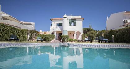 Villa Jade | 4 Bedrooms | Pool | Old Village | Vilamoura