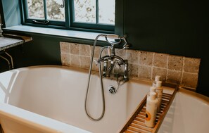 Free toiletries, towels