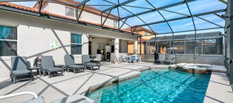 Davenport Villa mit Pool in Südlage, Grill und Spa sowie Seeblick