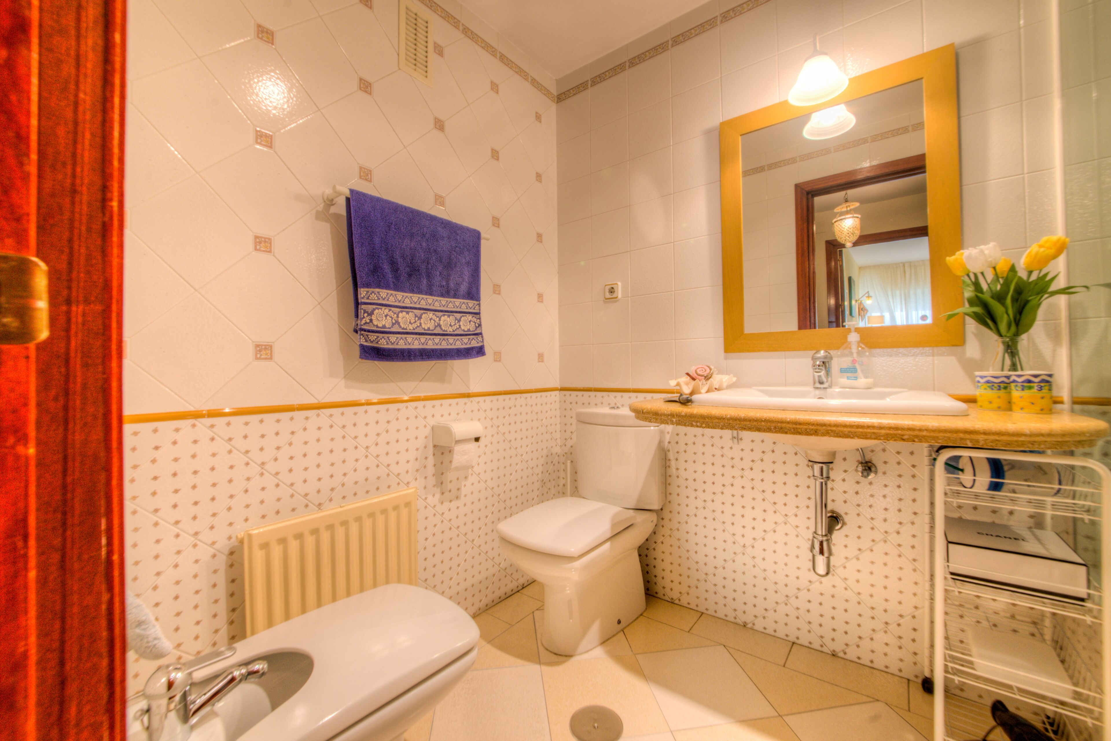 Elegant Apartament by the Sea !!