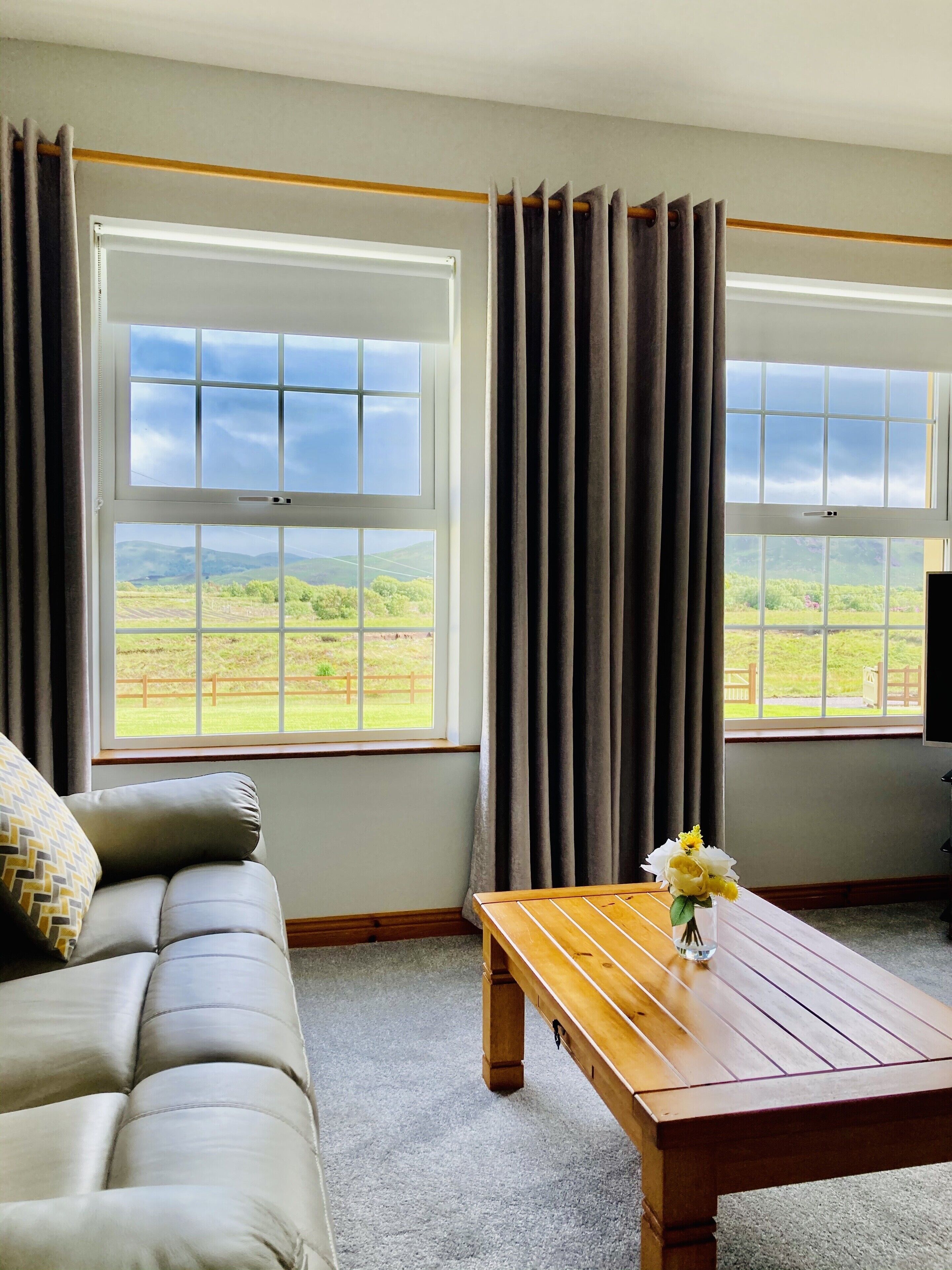 Lounge with stunning views of Ireland’s highest mountain