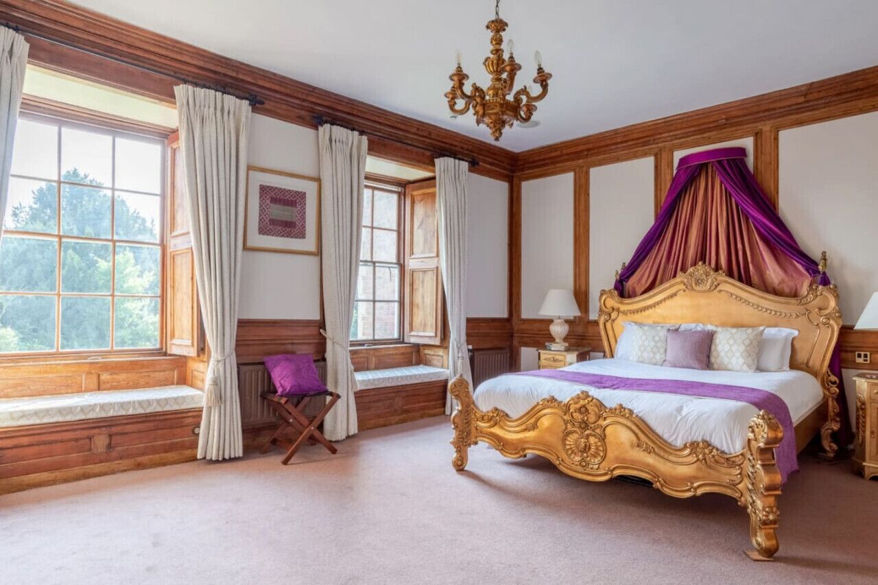 9 chambres, bureau, fer et planche à repasser, Wi-Fi