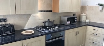 Beautifully renovated 3 bed cottage in the heart of the Peak District.