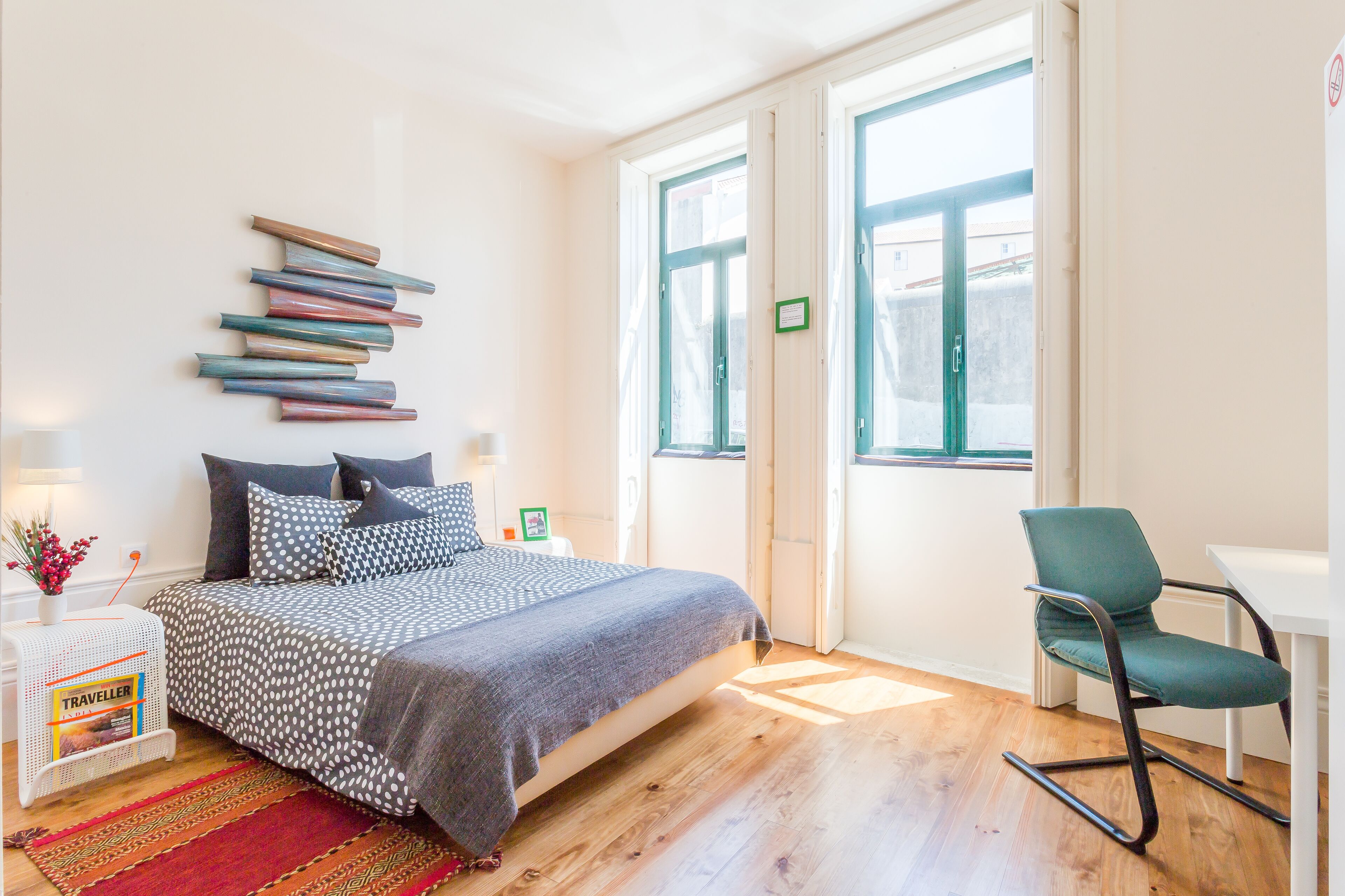 6 bedrooms, iron/ironing board, free WiFi, bed sheets