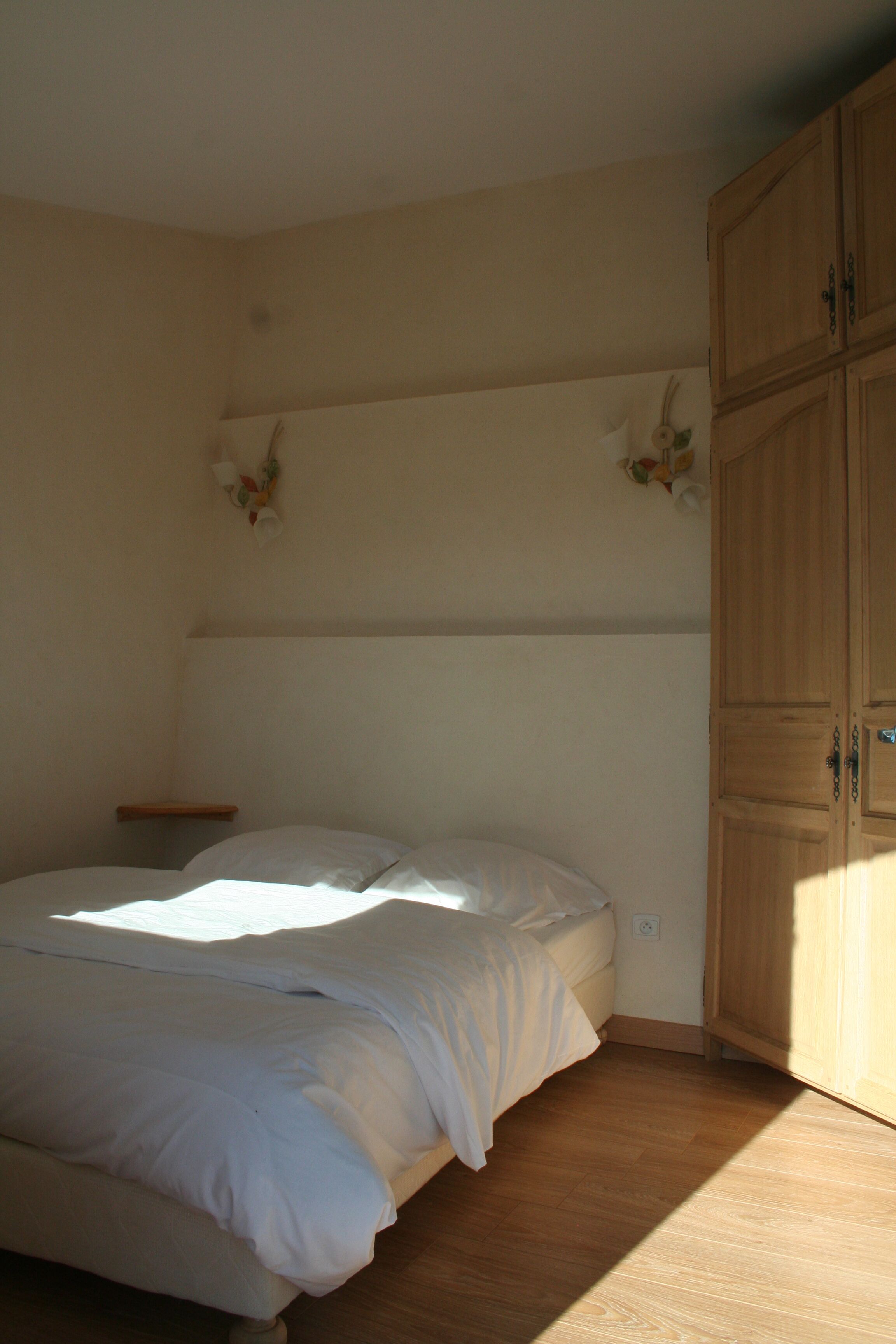 Large Sheepfold in the back country of Nice (Toudon), heated swimming pool, wifi ...
