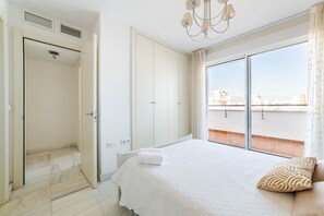 2 soverom, strykejern/-brett, wi-fi (inkludert) og sengetøy