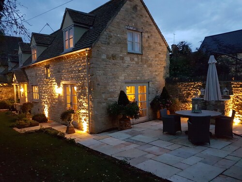 Superbe Conçu Intérieur chalet de 2 chambres dans le centre de Chipping Campden