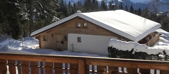 2 Bedroom apartment in Chalet for ski / summer hols.  Fantastic views of  Alps