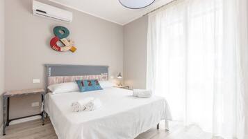 2 chambres, fer et planche Ă  repasser, Wi-Fi gratuit, draps fournis