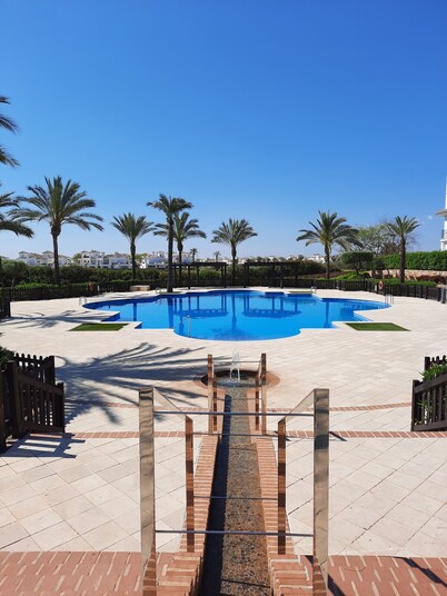 2 Bedroom Penthouse Apartment With Large Sun Terrace