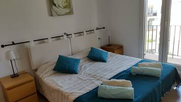 2 chambres, Wi-Fi gratuit, draps fournis