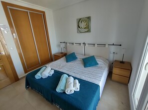 2 slaapkamers, gratis wifi, beddengoed, rolstoeltoegankelijk