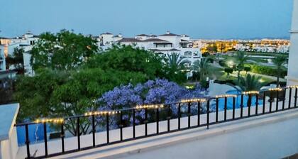 2 Bedroom Penthouse Apartment With Large Sun Terrace