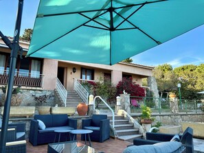 Terrace/patio - COMFORTABLE VILLA ROUTE DES SANGUINAIRES EXCEPTIONAL LOCATION, GARDEN (Ajaccio)