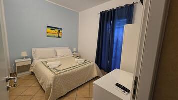 3 camere, ferro/asse da stiro, Wi-Fi gratuito, lenzuola