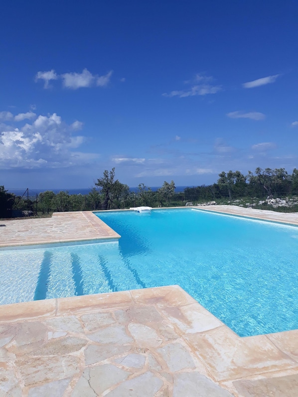 Piscine extérieure