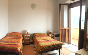 2 soverom, strykejern/-brett, reiseseng for barn og wi-fi (inkludert)