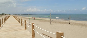 CASA SONIA,Ideal house for your holidays near the sea, free wifi, optional air conditioning , private pool, pets allowed, dog’s beach.