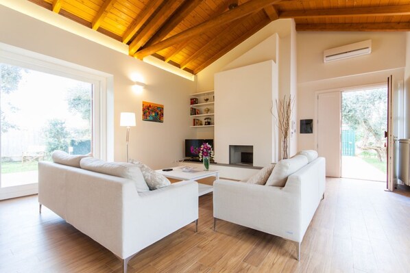 Living area - Domus Sicily - Villa dell'Ulivo Luxury Shared Pool (Terrasini)