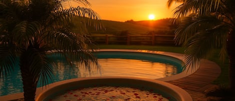 Udendørs pool, opvarmet pool