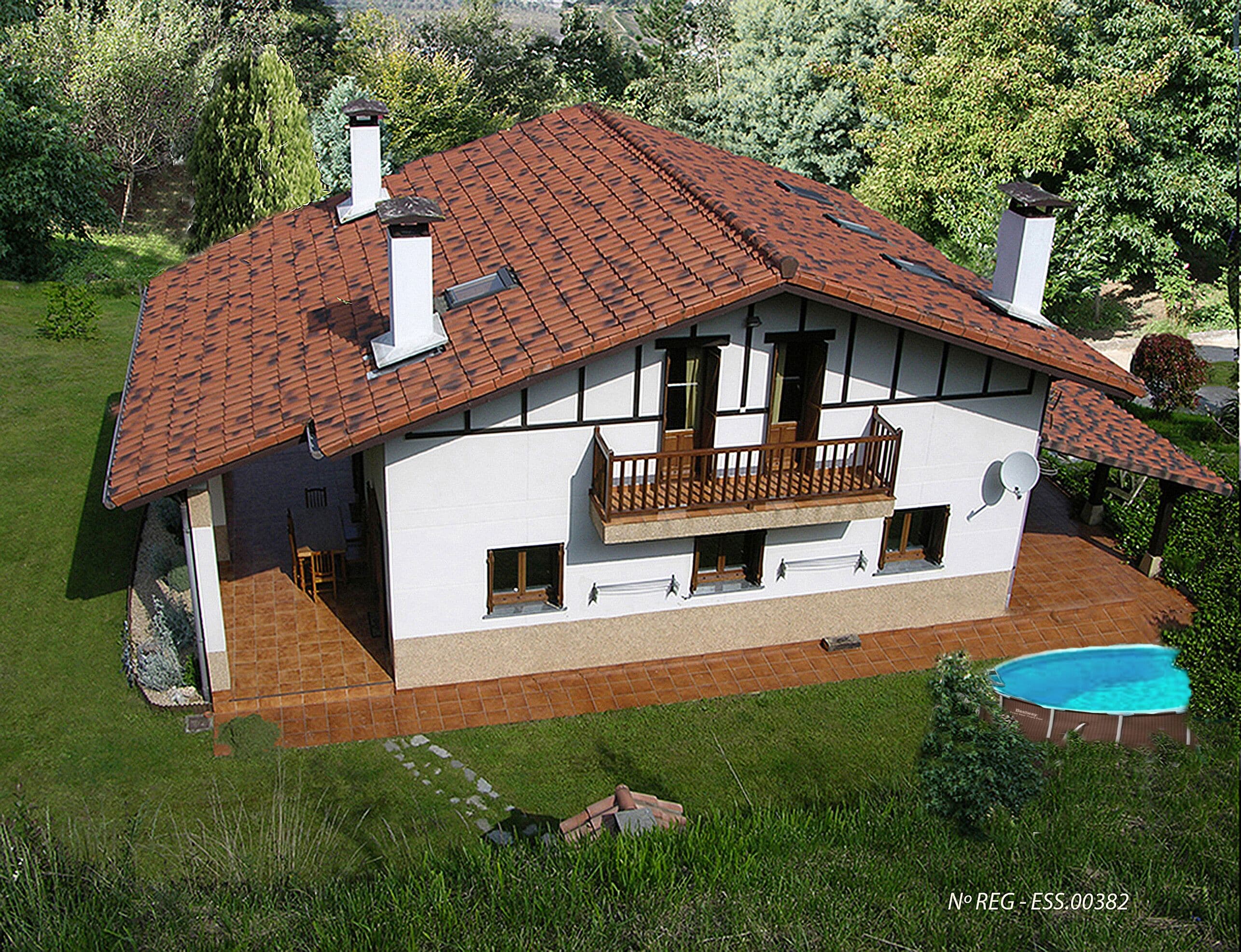 House / Villa - Lasarte-Oria TO EIGHT MINUTES OF SAN SEBASTIANCasa con jardín