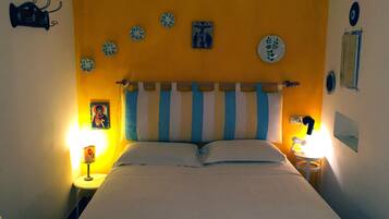 2 slaapkamers, een strijkplank/strijkijzer