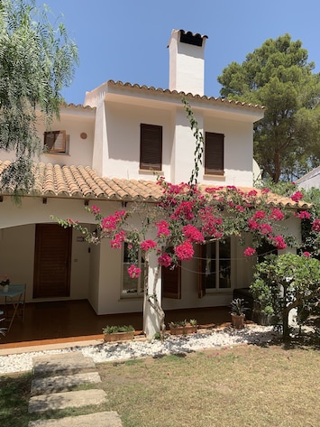 Number 11 Can Botana, beautiful Spanish style villa set in pretty gardens