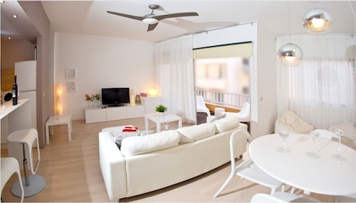 Central apartment (Vv) 80m from Médano beach, WiFi, ideal teleworking