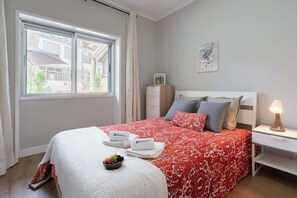2 dormitorios, tabla de planchar con plancha, wifi y ropa de cama