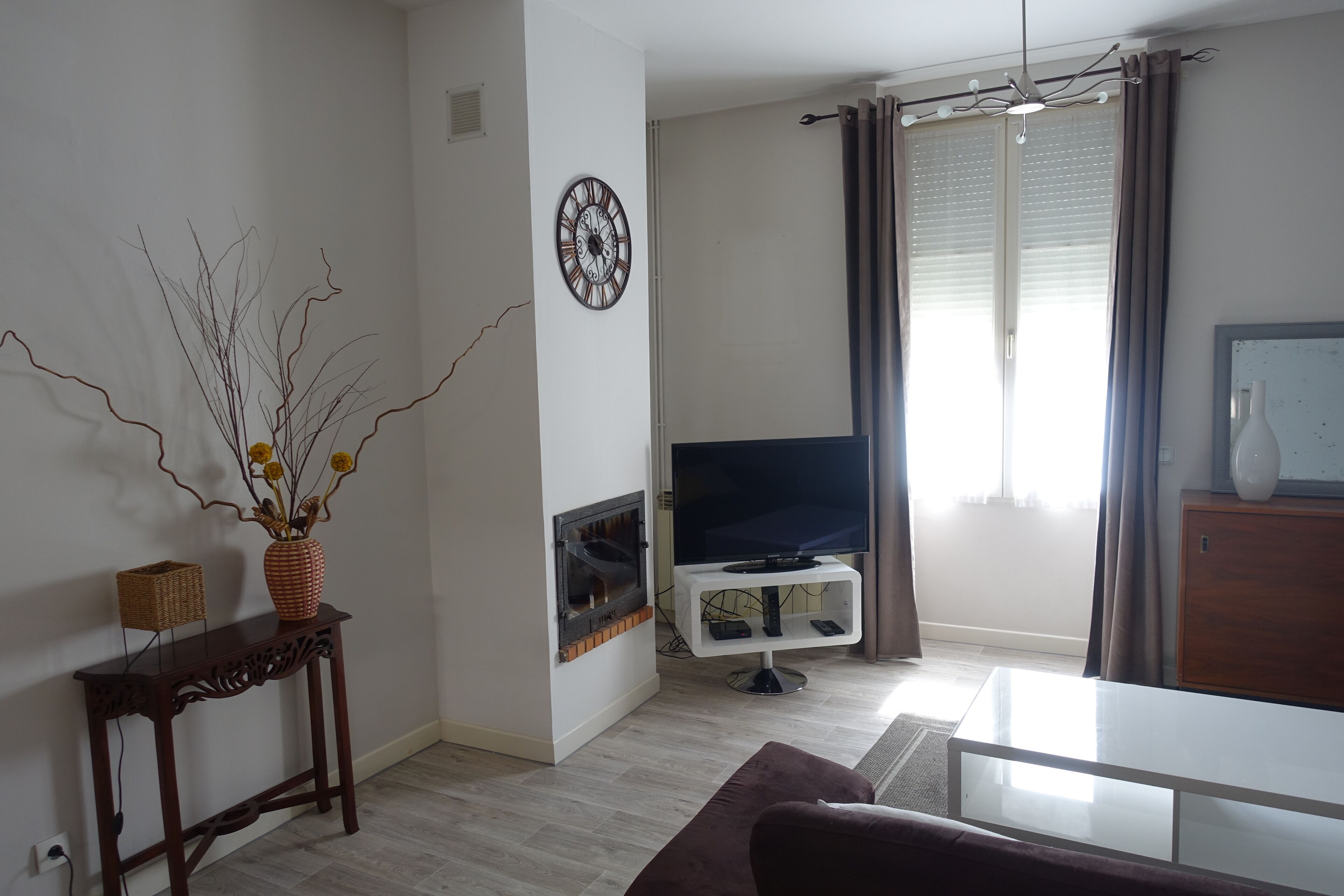 MAISON DE VILLE - LOGEMENT ENTIER