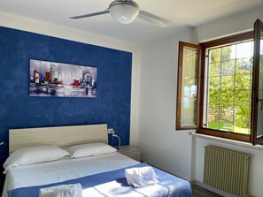 2 多间卧室、WiFi、床单