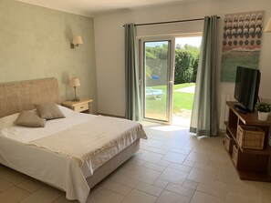 3 Schlafzimmer, Bügeleisen/Bügelbrett, Reisekinderbett, kostenloses WLAN