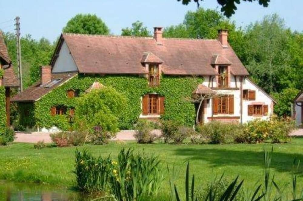 Country Cottage / Gite - LA BUSSIERE