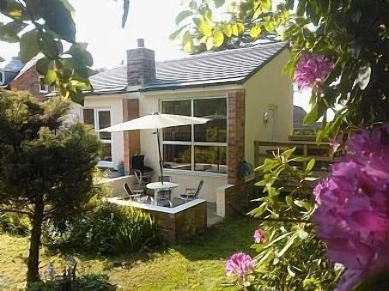 Converted Coach House Nestled Into The Lower Slopes Of Frodsham Hill