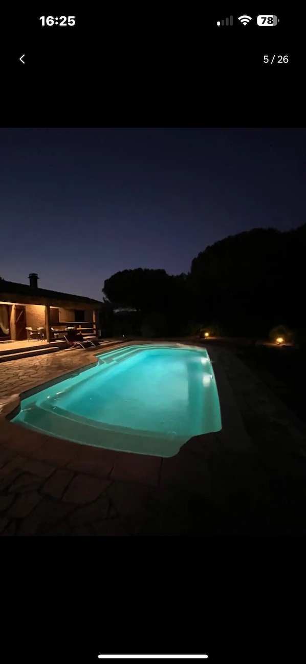 Piscine extérieure