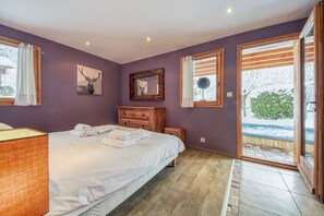 2 chambres, fer et planche à repasser, Wi-Fi gratuit, draps fournis
