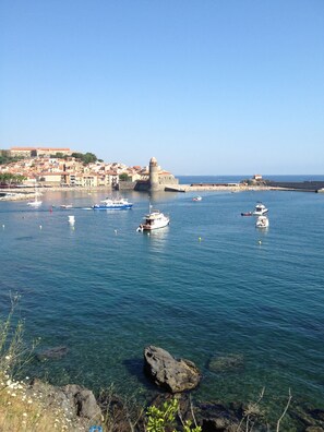 Beach nearby - Superb T2 (sleeps 4-6) sea and Port Argeles in residence with pool (Argelès-Sur-Mer)