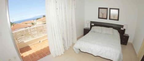 1 Schlafzimmer, Zimmersafe, Bügeleisen/Bügelbrett, WLAN