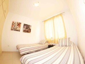 1 bedroom, in-room safe, iron/ironing board, WiFi