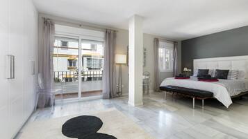 4 sovrum, värdeförvaringsskåp på rummet och strykjärn/strykbräda