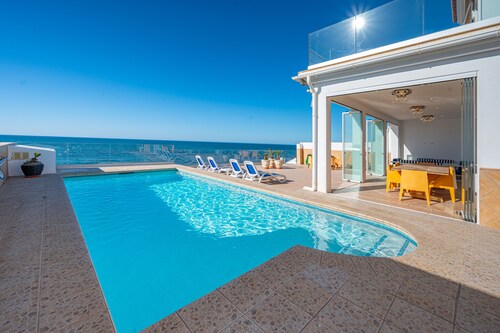 Luxurious Beach Villa ‘Oasis’ in La Cala de Mijas