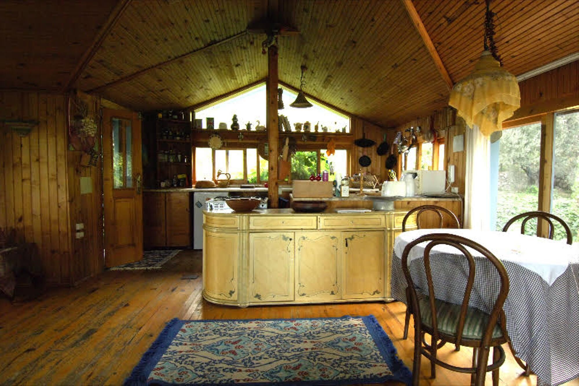 Country Cottage Romantic Retreat