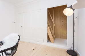 Interior - Pitoresk fiskershuske on the Wadden Sea (Wierum)