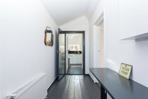 Interior - Pitoresk fiskershuske on the Wadden Sea (Wierum)