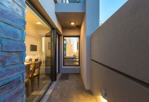 Terrace/patio - Two Luxury Villas rented as one, ideal for big Groups - close to the beach!! (Chania)