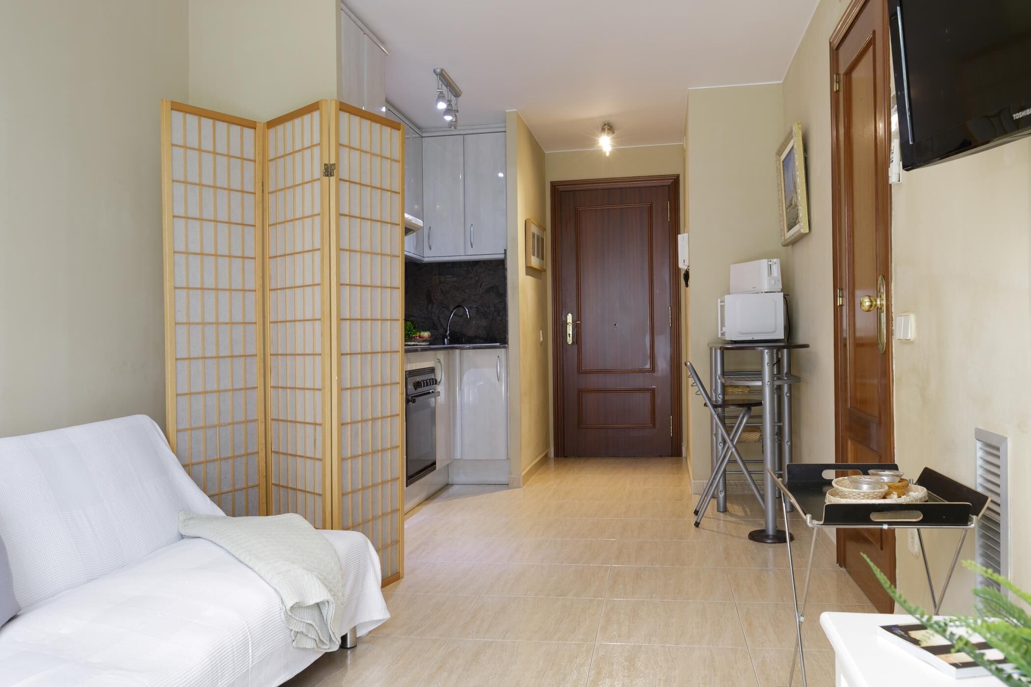 POOL APARTMENT NEAR BEACH TOSSA