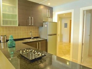 Fridge, microwave, oven, dishwasher