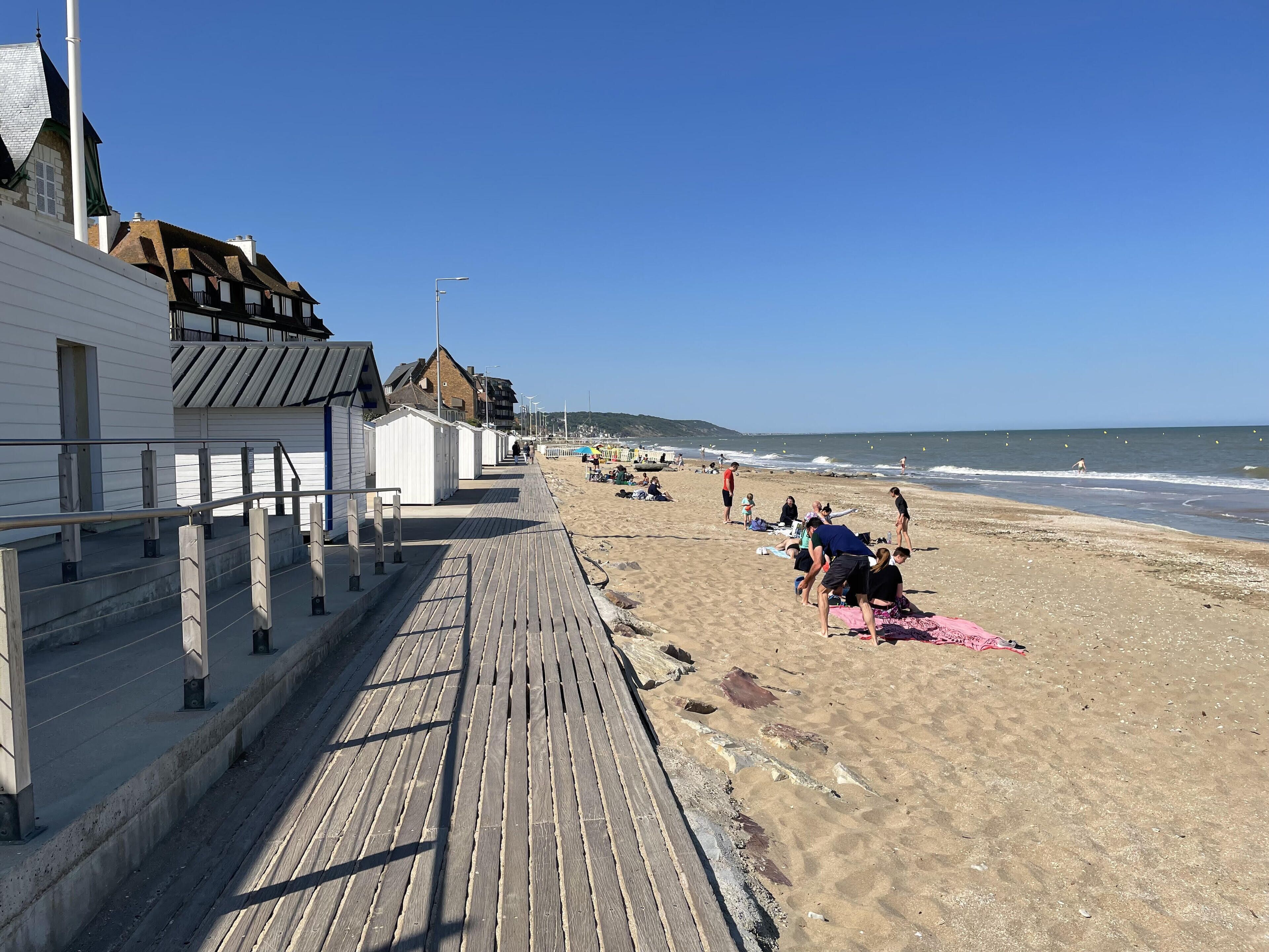 Sun-loungers, beach towels
