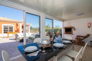 Dining - Quinta das Yuccas | 6 Bedrooms | Country House | Boliqueime (Boliqueime)